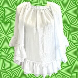 Chasing Fireflies Fluttery Star Poncho NWOT